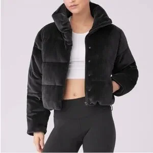 ALO Ribbed Velour Gold Rush Puffer - Black - XS